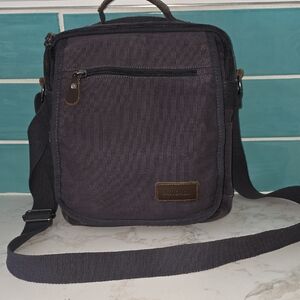 Xincada Stylish Blue Messenger Bag for Men